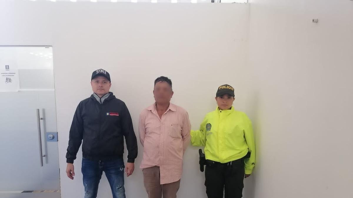 El Hombre se Escondía en Tarqui, Huila