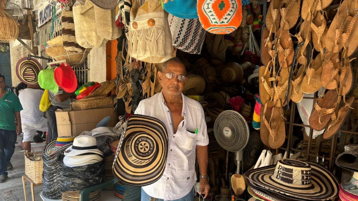 El Negocio Artesanal Que Vista A El Carnaval de Barranquilla Desde Hace Más de Medio Siglo