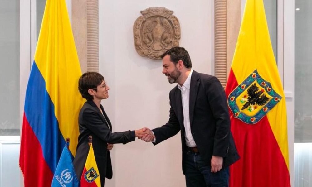 Bogotá y Acnur Firman Acuerdo para Fortalecer La Atención A Migrantes y Desplazados