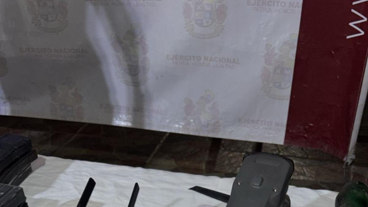 Así Fue la Neutralización de Siete presuntos desastes del Frente 'Jaime Martínez' en Jamundí, Valle; Decomisano 15 Granadas, Fusiles, Pistolas, Proyectiles y Un Dron