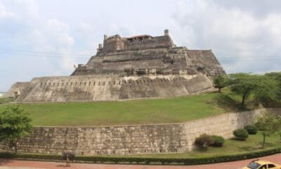 en Cartagena, Turistas Ingesaron 'Colados' Al Castillo de San Felipe