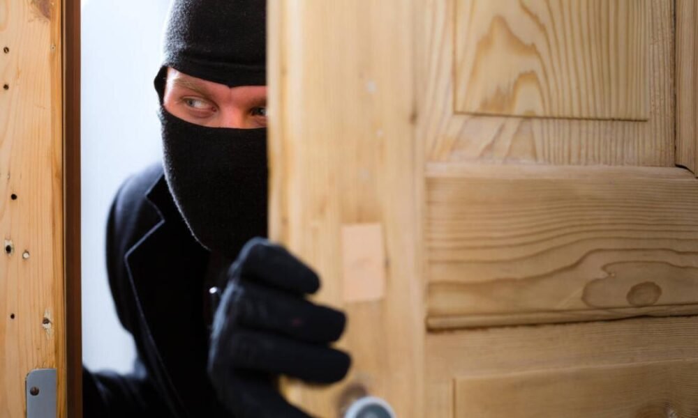 En bogotá se informan 12 hurtos de viviendas al día, ¿quién les responde a los propietario?