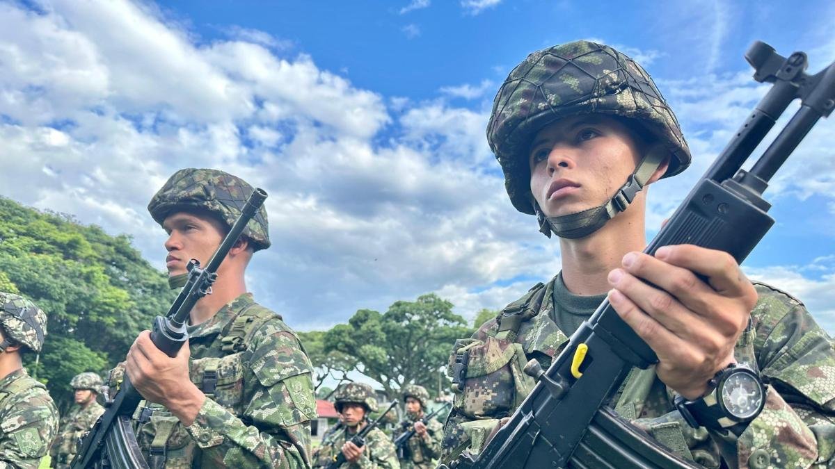 Con asonada, comunidad impidió la captura de tres presuntos desagreses en el centro del cauca