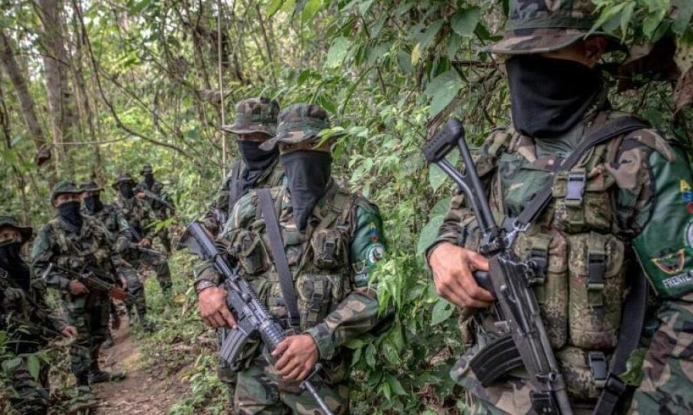 Miembros de las Agc Están Realizando retene Ilegales