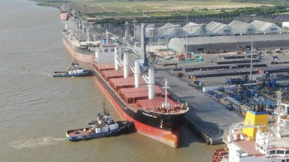 no hay plata para la construcción de draga para el río magdalena