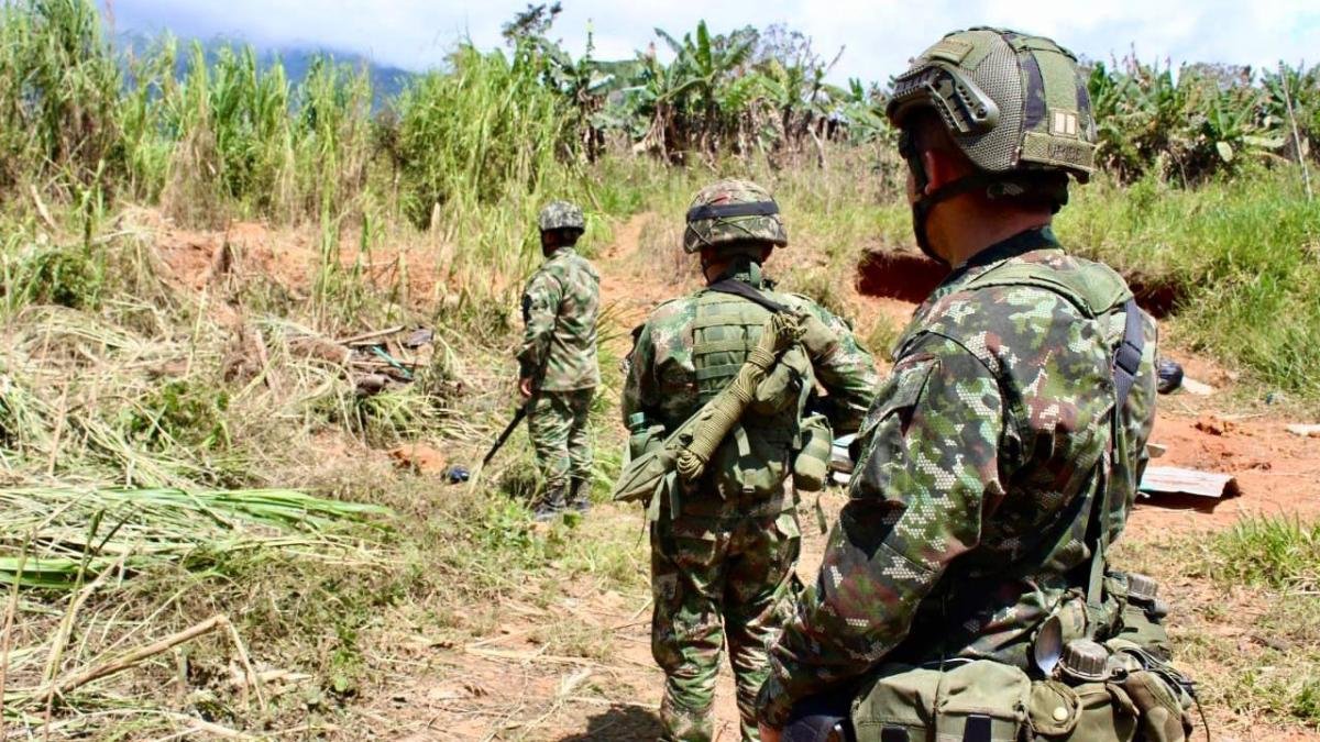 Atacan Con Drones El Polémico Hospital de Campaña Presentado Por El Presidente Petro
