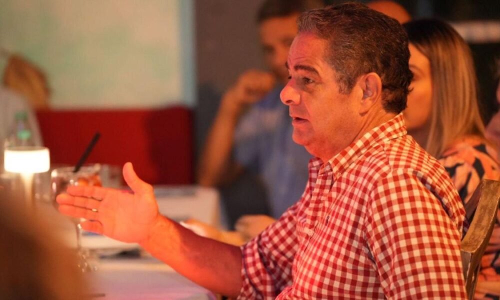 Germán Vargas Lleras Dice Que Fue Víctima de Robo en Su Casa