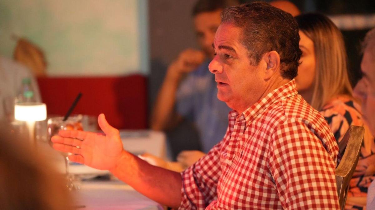 Germán Vargas Lleras Dice Que Fue Víctima de Robo en Su Casa