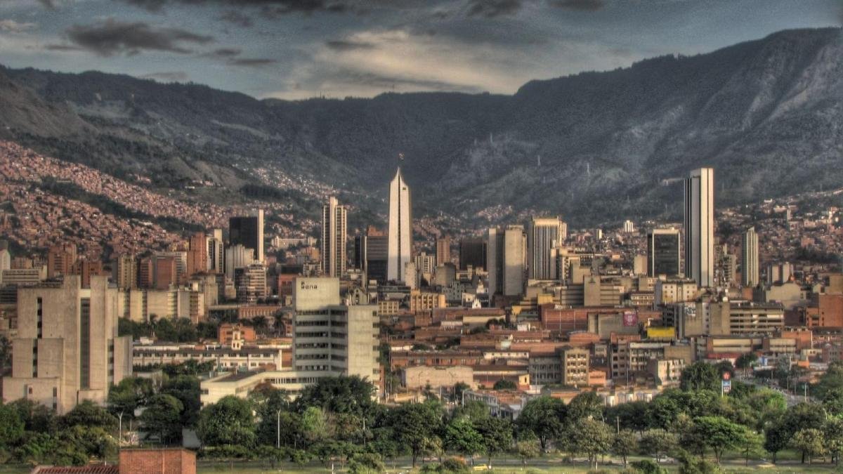 Informe Señala que la Poblacia de Medellín se está Envejeciendo por Menos Nacimientos