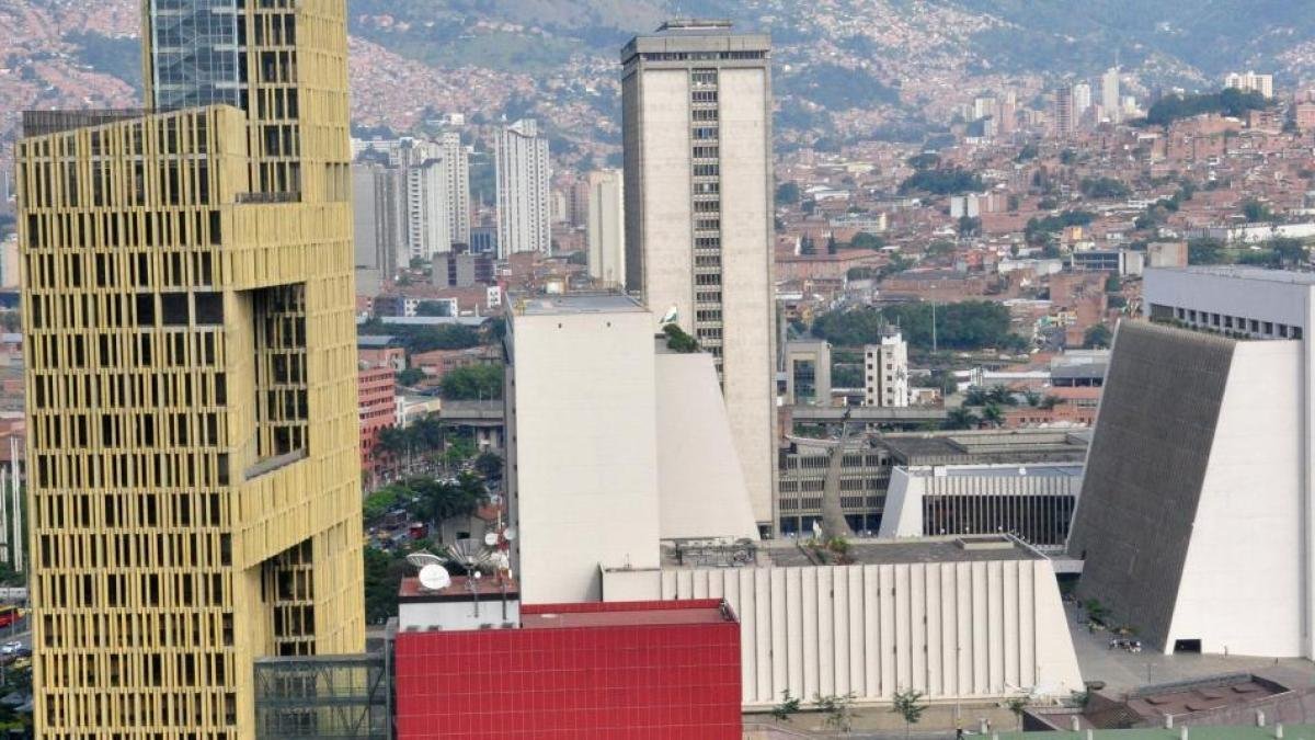 Los Más de 2 Billones de Pesos Que le 'Adeuda' El Gobierno Nacional A Medellín y Antioquia
