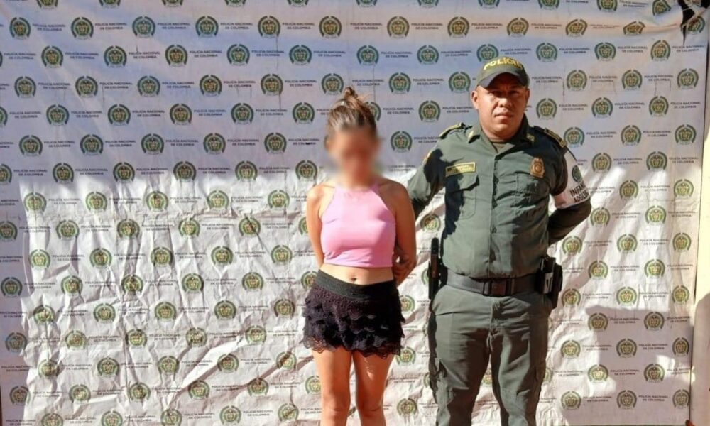 Madre Habría Lanzado Agua Caliente A Su Hola Ocultar Golpiza