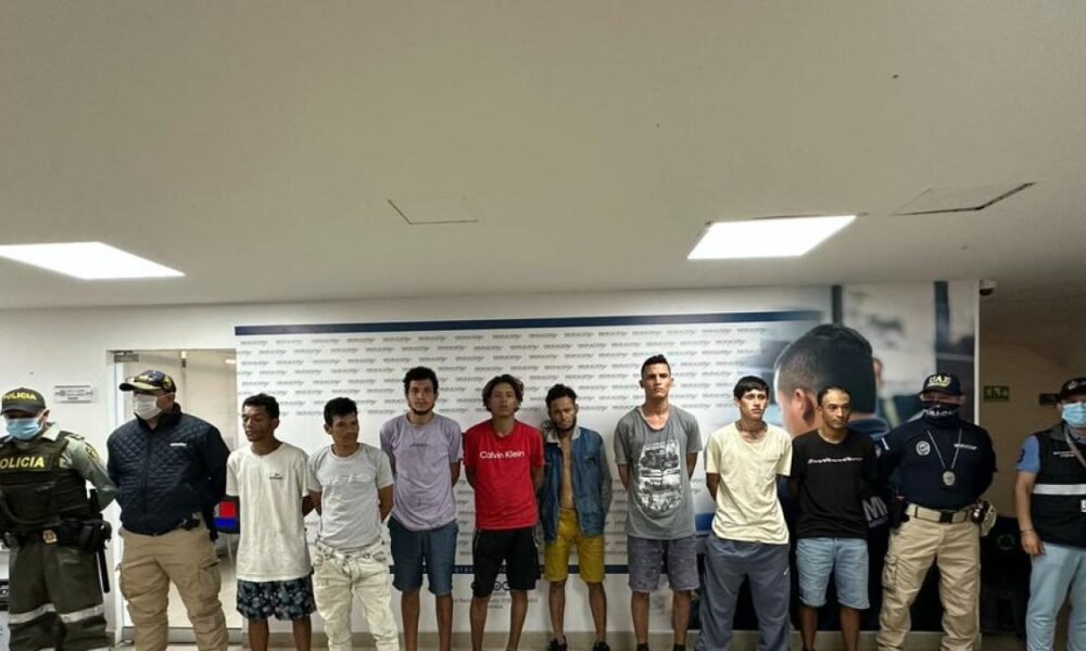Expulsaron A 11 Extranjeros de Bucaramanga por Repetición de Graves Delitos
