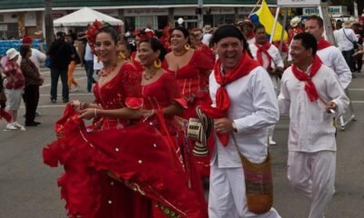 El Cumbiambero que Lleva la Alegría del Carnaval de Barranquilla en el Alma