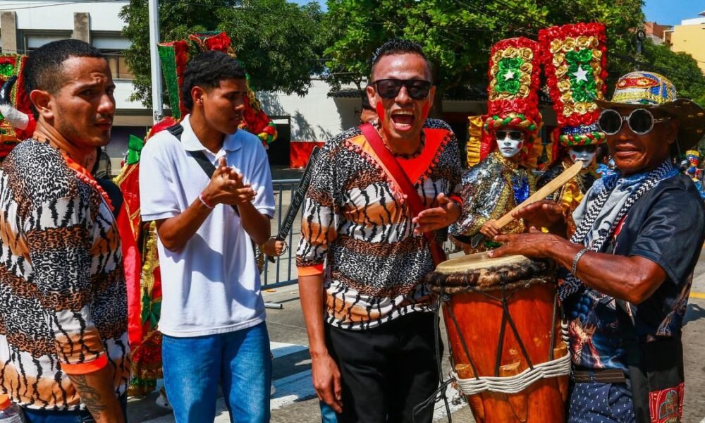 Verseador 'Joche' Pérez Mantiene Un Legado en El Carnaval