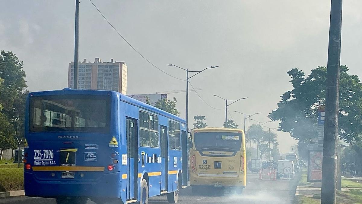 Casi 3 Millones de Personas Están Condenadas un respirador contaminado en bogotá