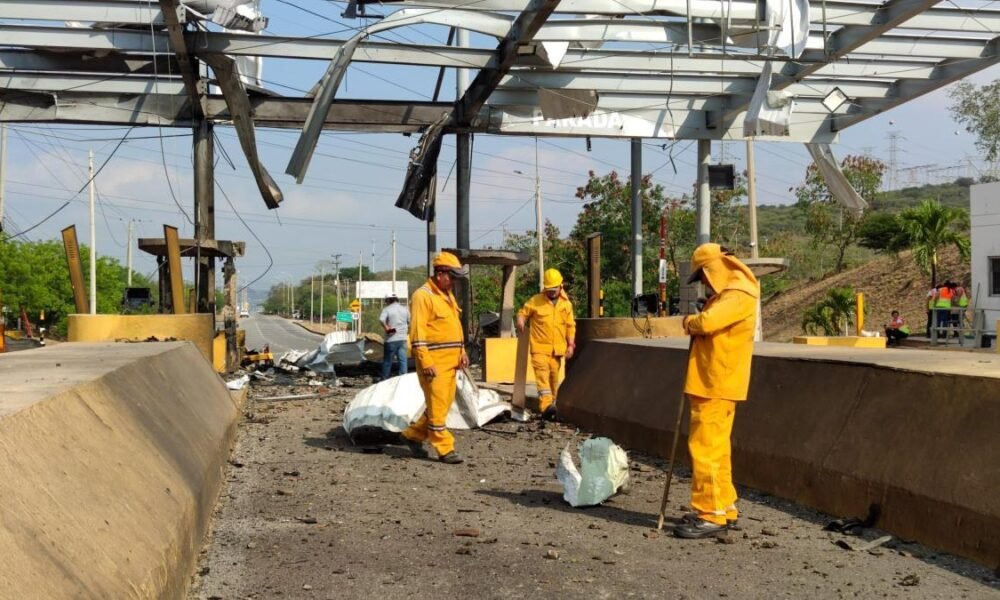 Reanudan el Paso por El Peje Destruido en Atentado Entre Cúcuta y la Frontera Con Venezuela