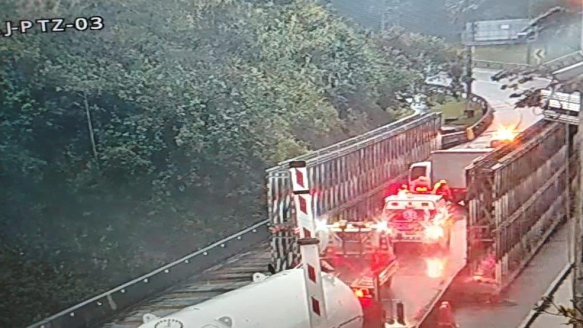 Atención: Autoridadas Habilitan La Vía Bogotá