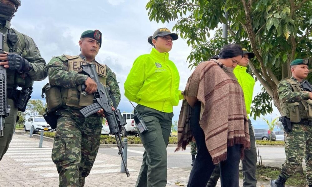 es hija de uno de los más buscados en el cauca