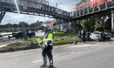 Choque Entre Dos Carros en particular en la Autopista Norte