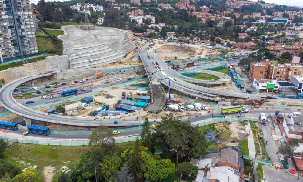 Avanza la Construcciónica de Los Tres Puentes en la avenida el Rincón Con Calle 127