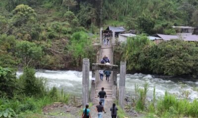 Ejército de Ecuador Explicó por Qué Derribó dos Puentes en la Frontera Con Colombia
