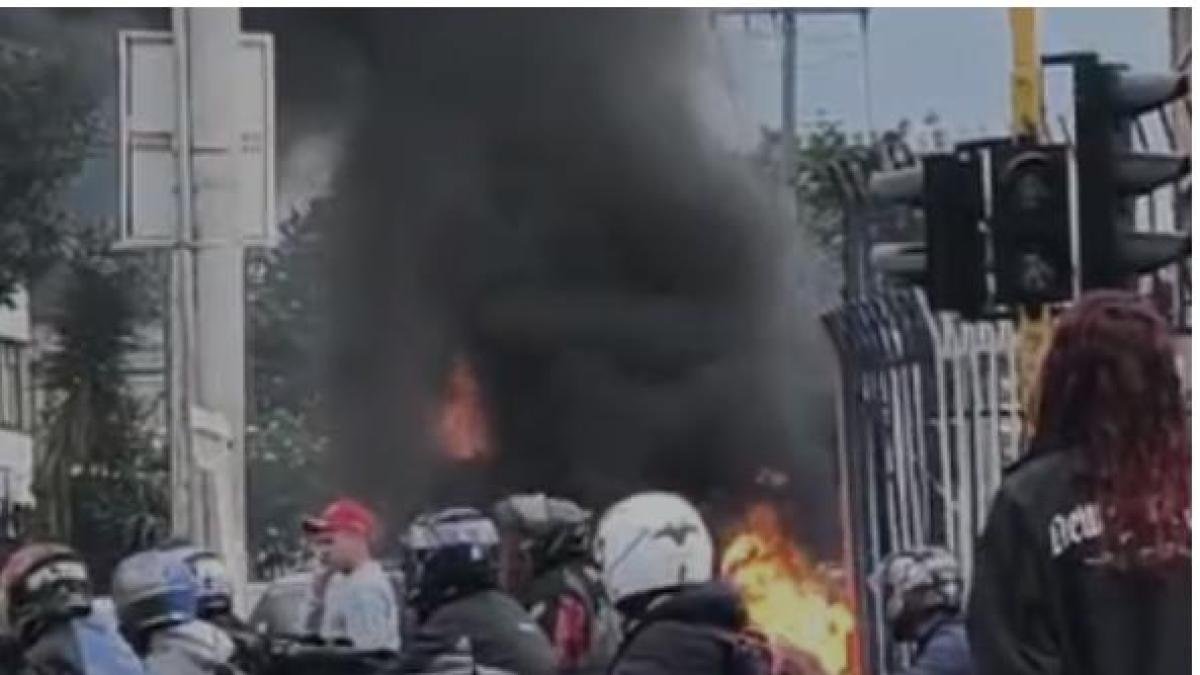 emergencia en el Nororiente de Bogotá por incendio provocado por quema de llantas