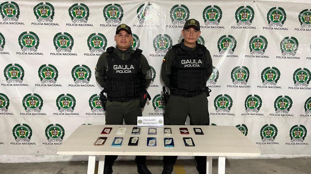 Policía Decomisó 89 Celulares en Cácceles de Barranquilla