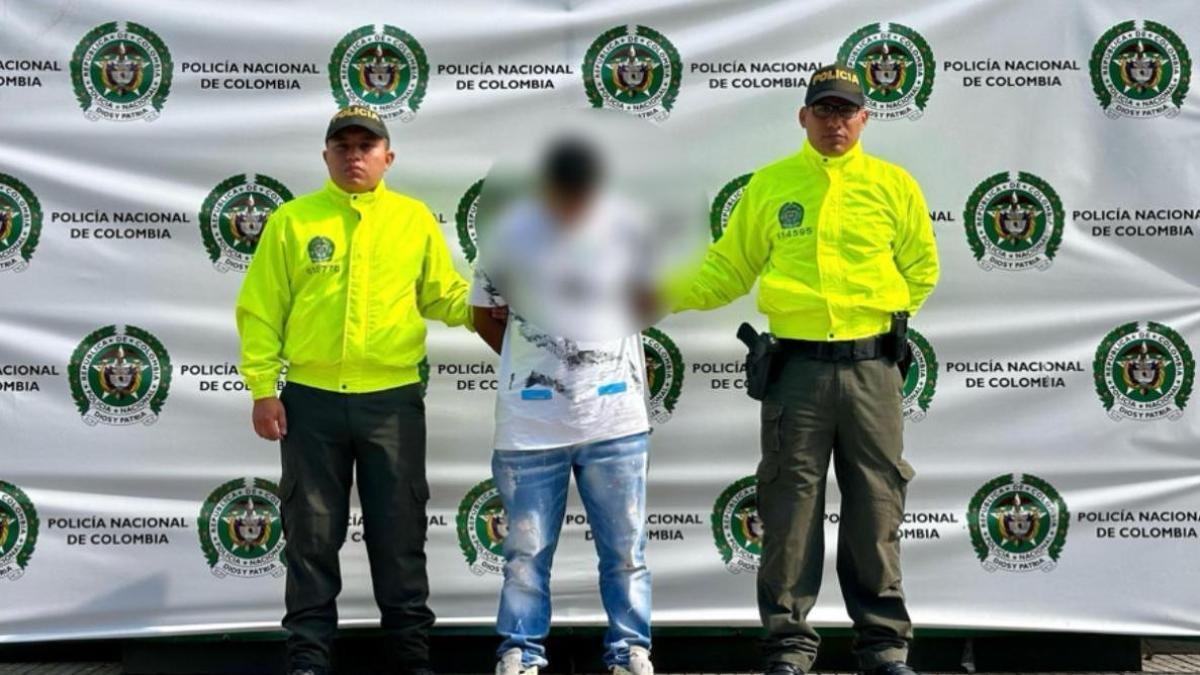 CAPTURAN AL HOMBRE QE APUñaló a Su expareja en un establecimiento Comercial