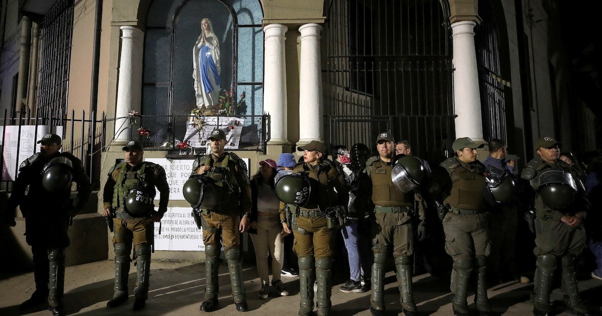 Chile levantó el estado de excepción y el toque de queda decretados tras el apagón masivo