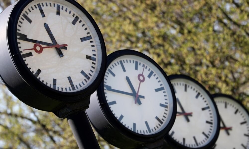 Cuándo inicia el horario de verano en Baja California; ¿Se adelanta o atrasa el reloj?