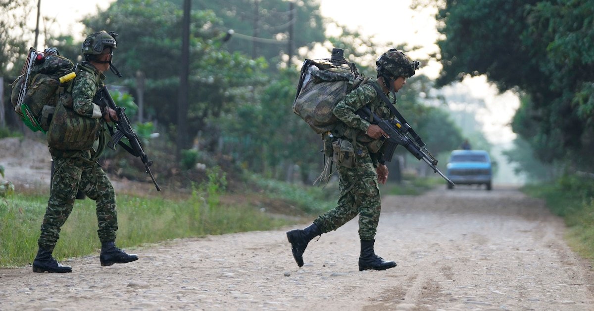 Dos militares muertos y varios más heridos por “fuego amigo” entre dos unidades del Ejército en Arauca