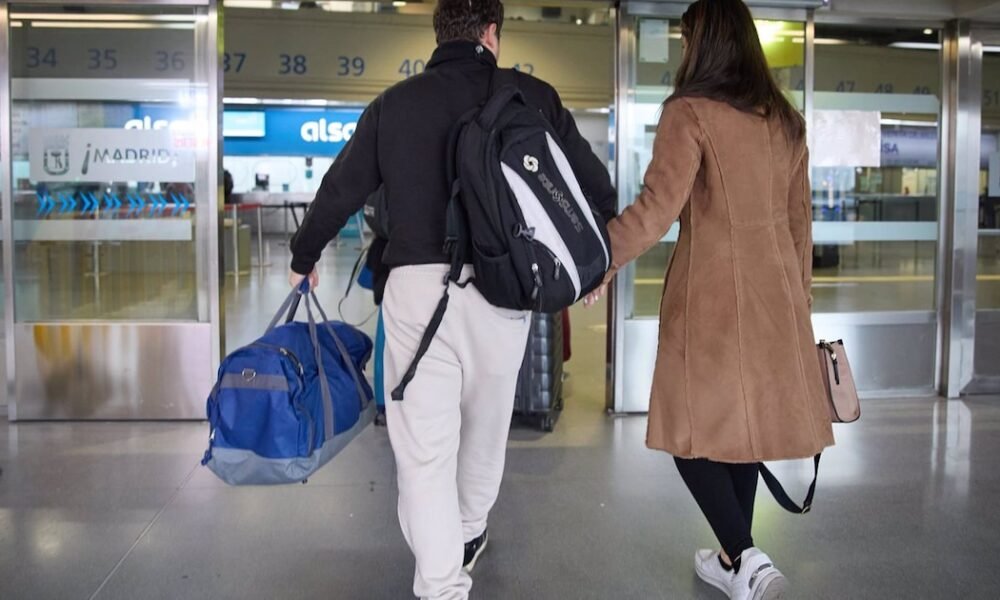 El Parlamento balear pide al Gobierno la eliminación del nuevo registro de viajeros