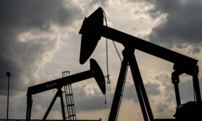 El precio del barril de petróleo cotiza al alza a la espera de la decisión de la OPEP+