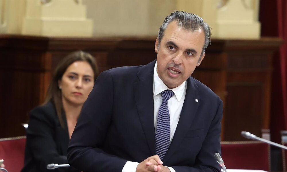 Govern balear defiende que el modelo lingüístico en educación no es de inmersión y apunta a la riqueza de ambas lenguas