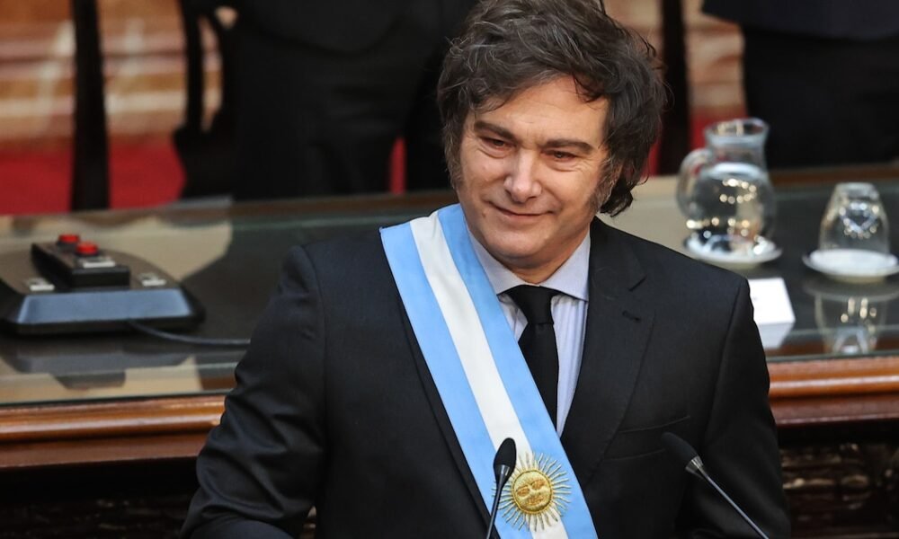 Javier Milei no asistirá a la asunción de Orsi, el presidente electo de Uruguay
