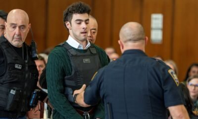 La abogada de Luigi Mangione cuestionó irregularidades tras finalizar la audiencia en Nueva York