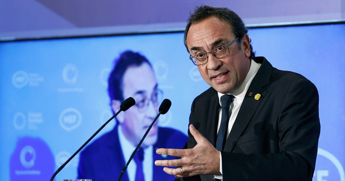 Rull asegura que el Parlament catalán no celebrará un acto por el Día de la Constitución