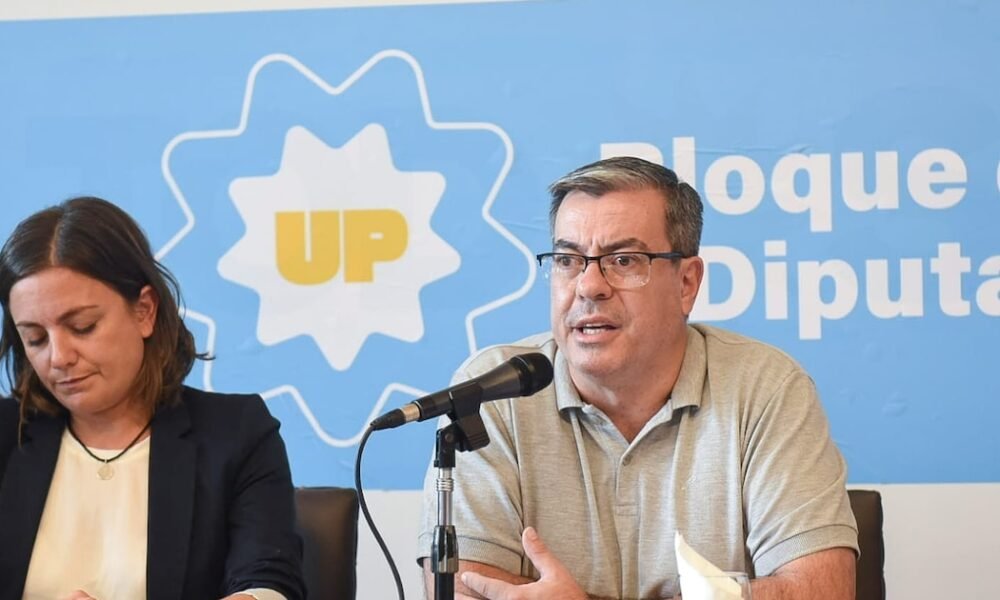 Un diputado de Unión por la Patria acusó a Macri de extorsionar al Gobierno para no promover el juicio político contra Milei