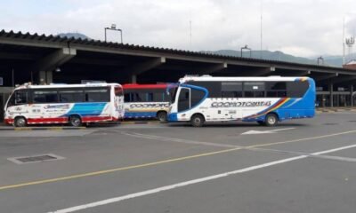 Tensión por hombre que amenazó con cuchillo a Guardas de la terminal de cali: le encontraron una escopeta