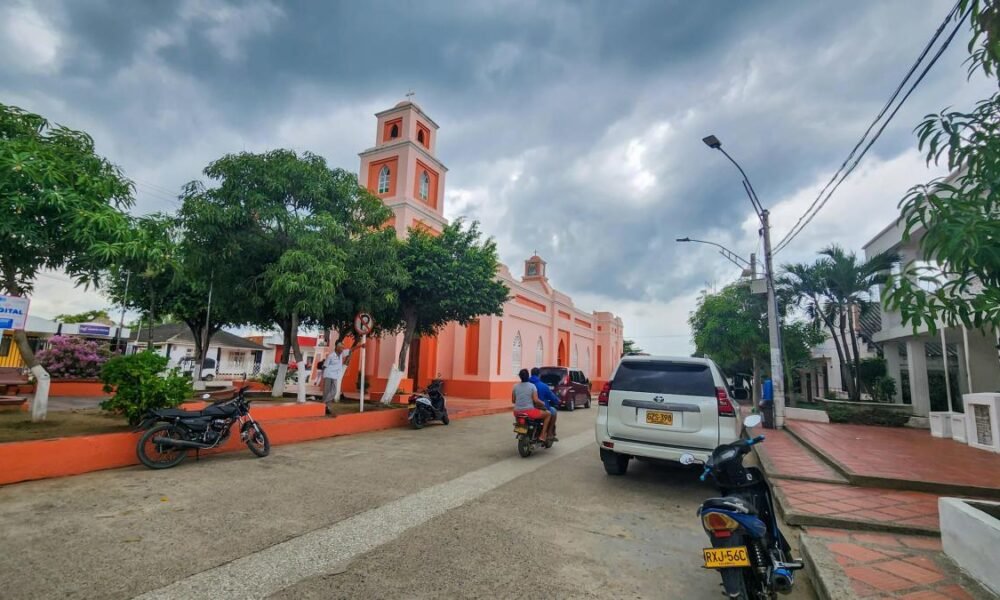 Alcalde de Juan de Acosta, Atlánnico, OfRece Recompensa por Pasquines Difamatorios Contra Las Mujeres del Pueblo