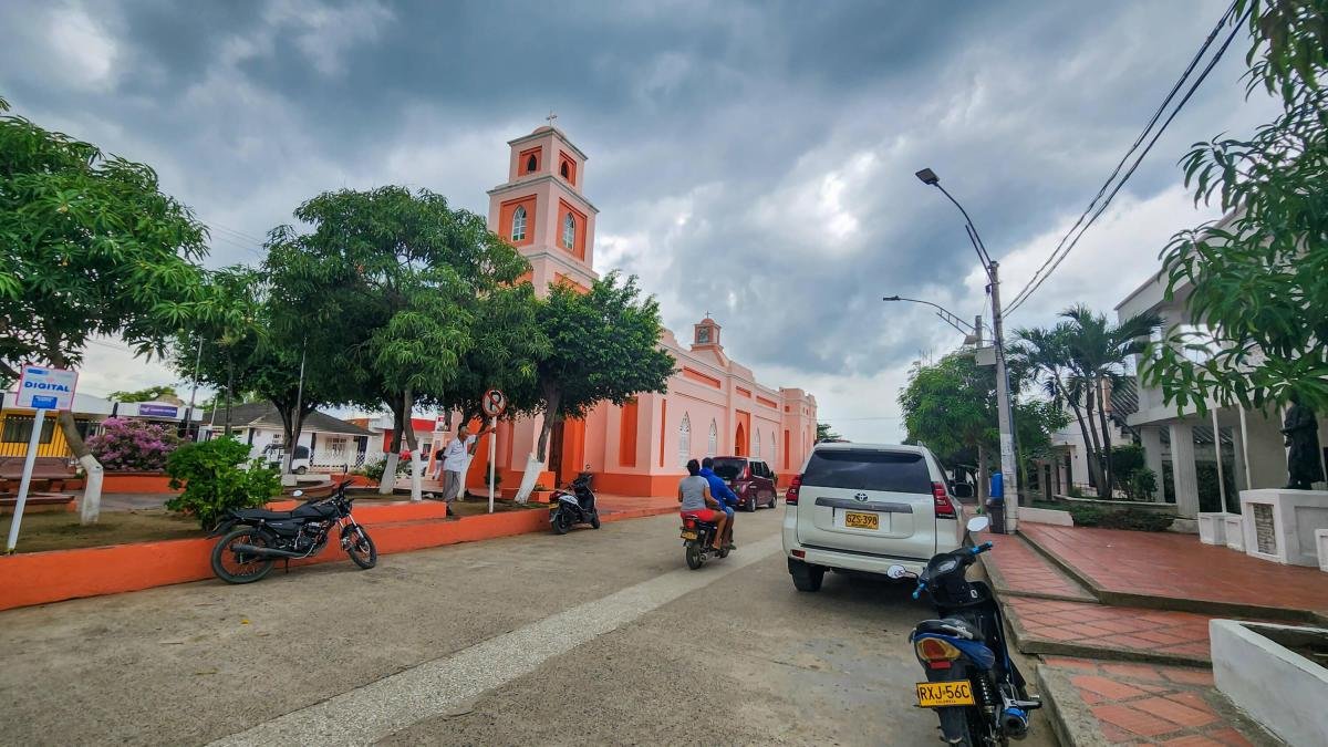 Alcalde de Juan de Acosta, Atlánnico, OfRece Recompensa por Pasquines Difamatorios Contra Las Mujeres del Pueblo