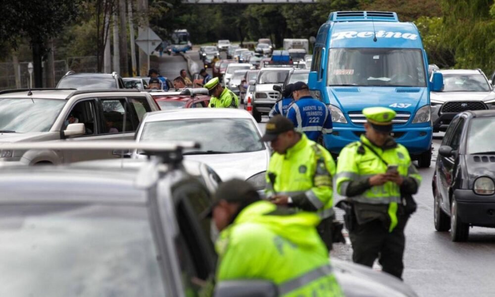 SE Espera Masiva Entrada de Vehiculos para Este Lunes Festivo