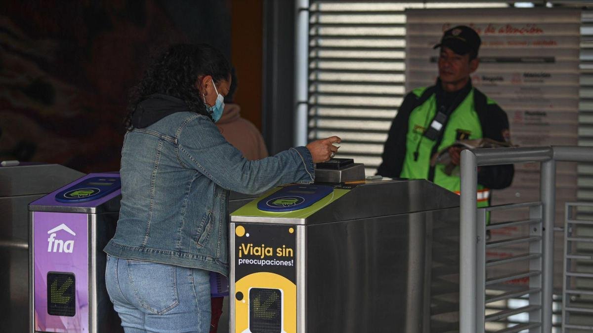 El Banco de Bogotá Se Sumó Al Piloto de Pago Con Tarjetas en Transmilenio