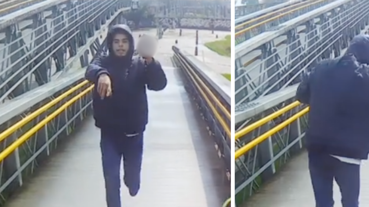 Ladrón Amenaza con ARMA de FUEGO Y ROBA PATINETA ELÍCRICA DE HOMBRE EN PUENTE PEATONAL, Al Sur de Bogotá
