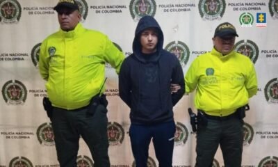 A la Cárcel Policía Que Le Habriad Aparado Por la Espalda A Un Hombre Tras Pedirle Pastillas de 2CB