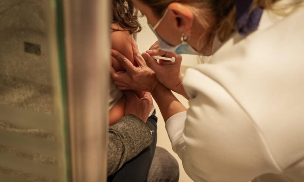 Estas Son las las infecciones respiratorias y Enfermedades que Están Tumbando en la Cama A Bogotanos