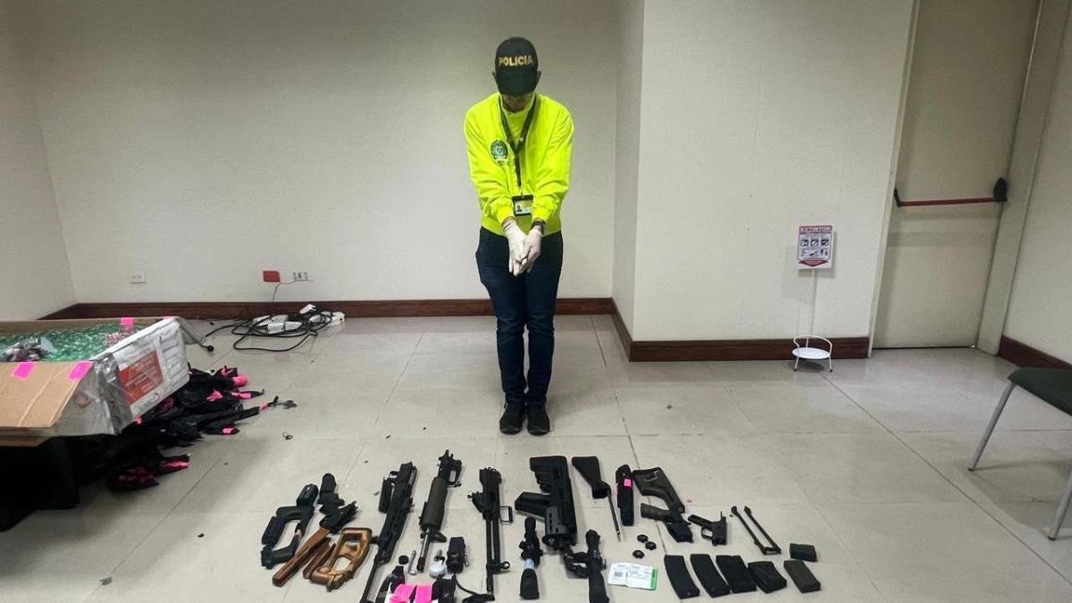 Incautacia de Fusiles Provenientes de Miami