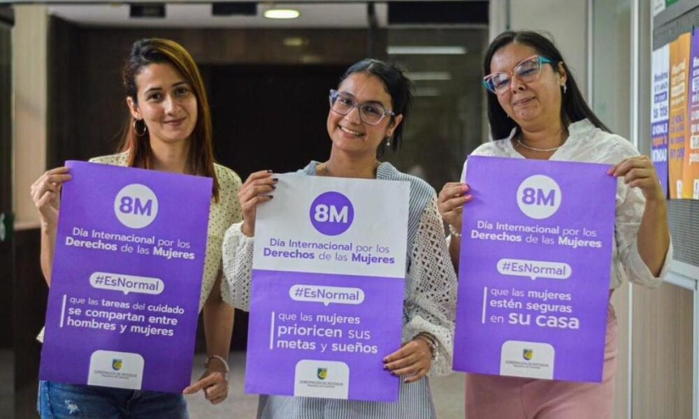 'Es Normal' la Campaña de la Secretaría de Las Mujeres de Antioquia por el 8M Generó Versiones Encontradas