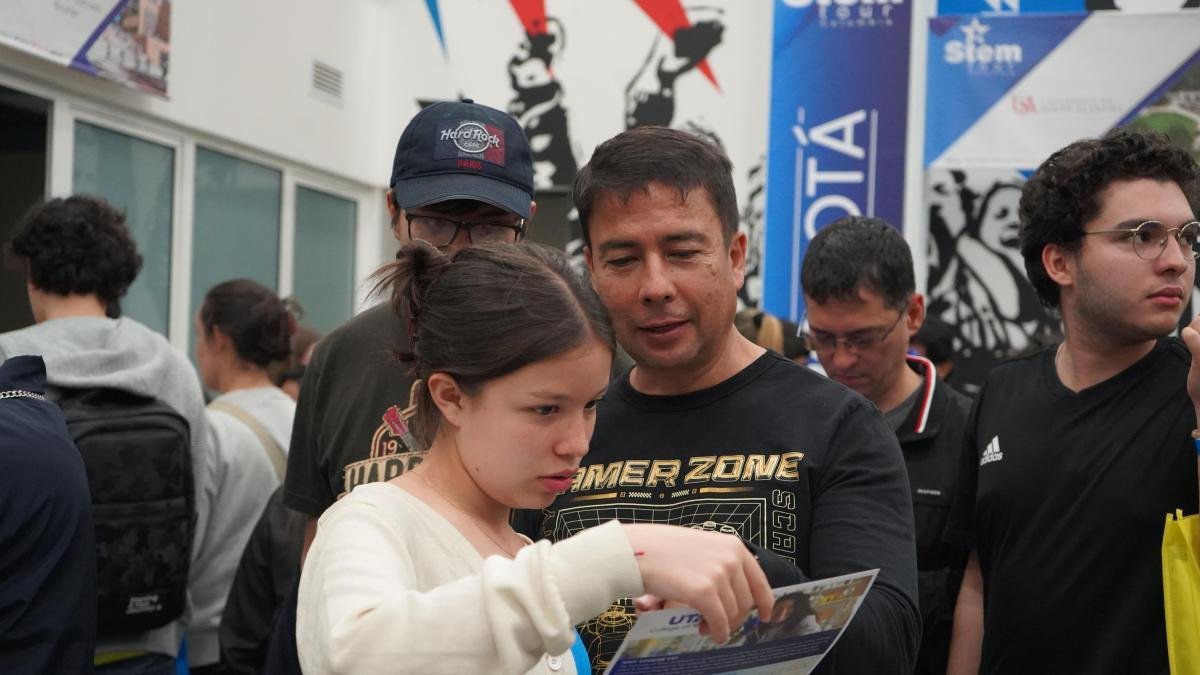 STEM Tour 2025 Llega A Barranquilla Con Oportunidades para Jóvenes Estudiantes