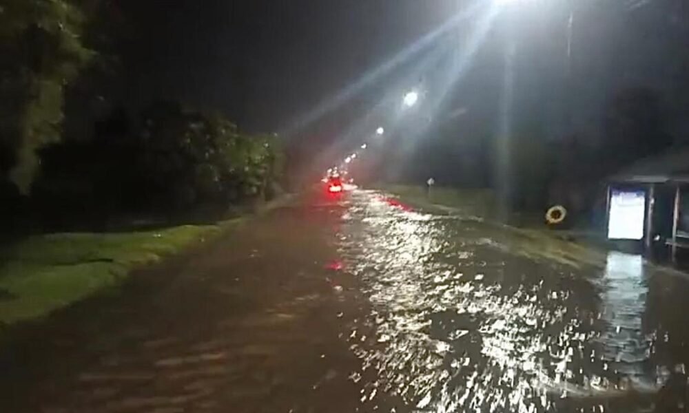 Atenga | Colegios en el Norte de Bogotá Anunciaron Clases Virtuales Por Fuertas lluvias y Colapso de Vías